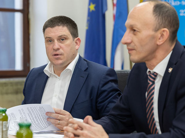 Ministar Butković i župan Petry u Gospiću                                                                                                                                                                                                                 